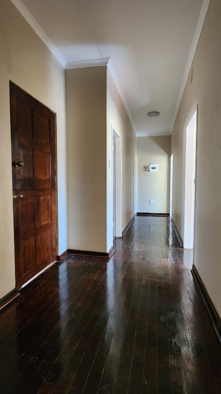 To Let 3 Bedroom Property for Rent in Flamwood North West